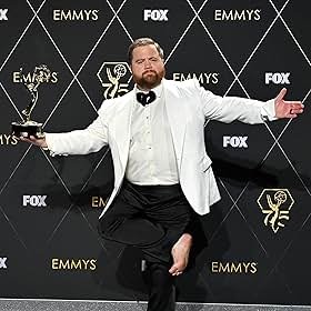 Paul Walter Hauser